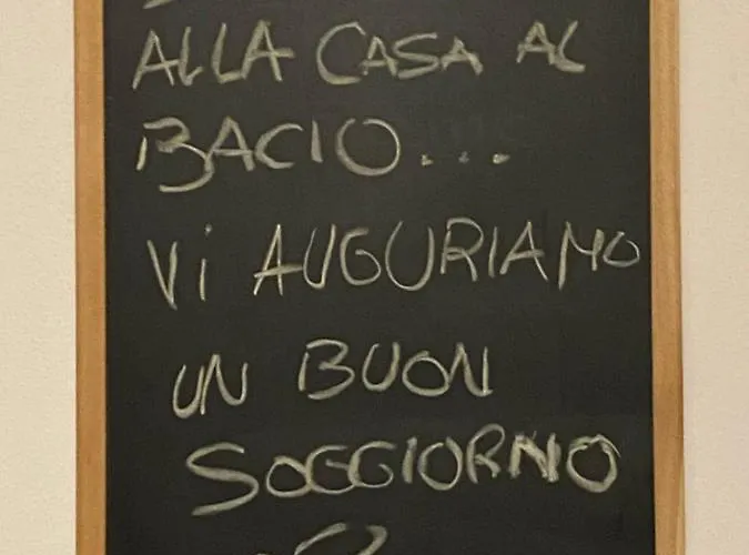 Apartment La Casa Al Bacio *